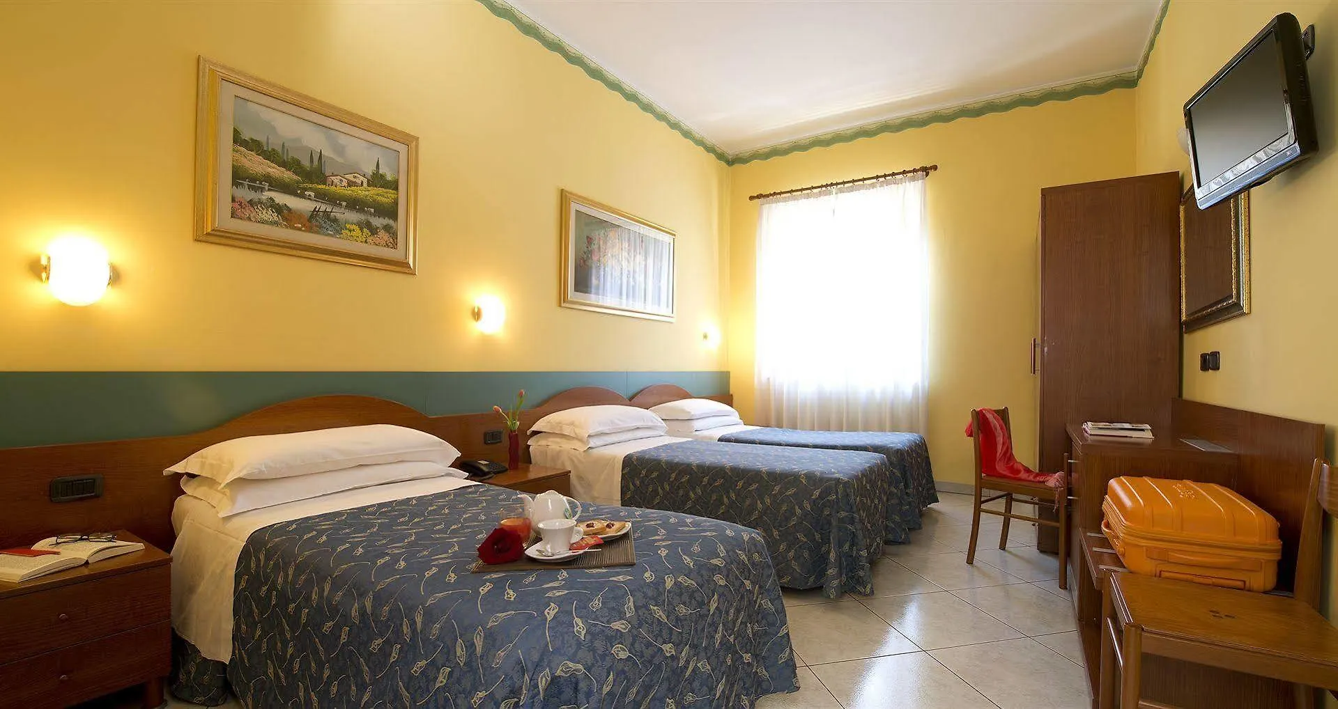 Hotel Venini Mediolan 3*,  Włochy